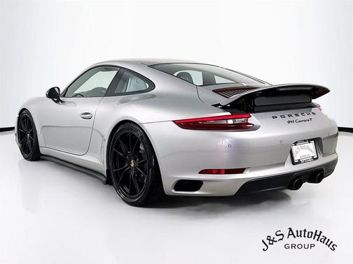 2019 Porsche 911 Carrera T