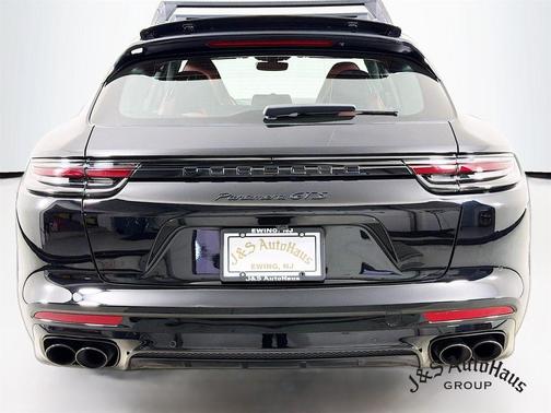 2020 Porsche Panamera GTS