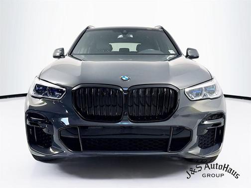 2022 BMW X5 M50i