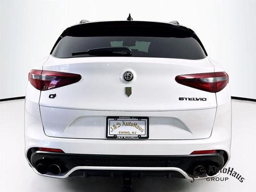 2018 Alfa Romeo Stelvio Quadrifoglio