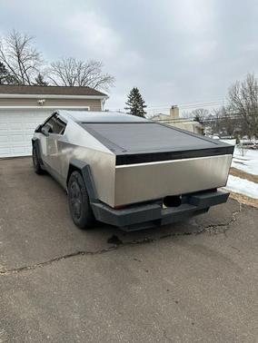 2025 Tesla Cybertruck Base