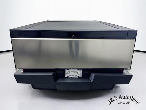 2025 Tesla Cybertruck Base