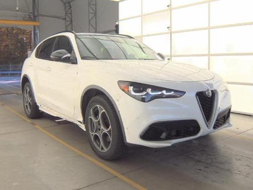 2024 Alfa Romeo Stelvio Ti