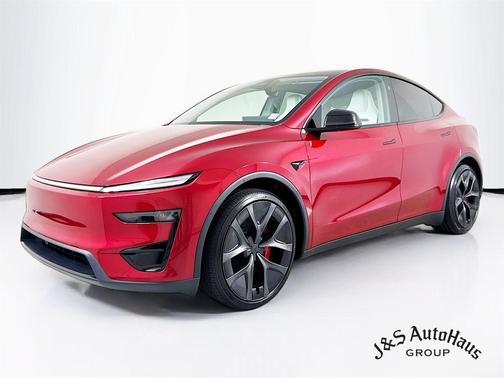 2026 Tesla Model Y Performance