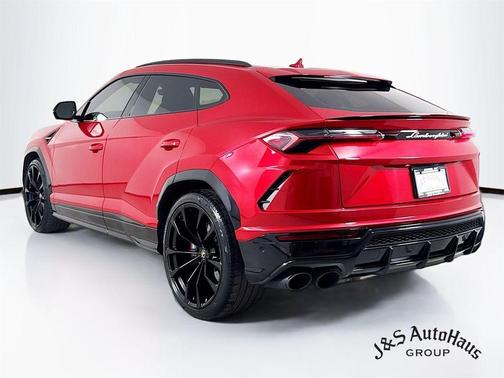 Red 2022 Lamborghini Urus