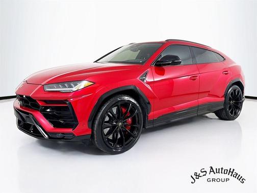 Red 2022 Lamborghini Urus