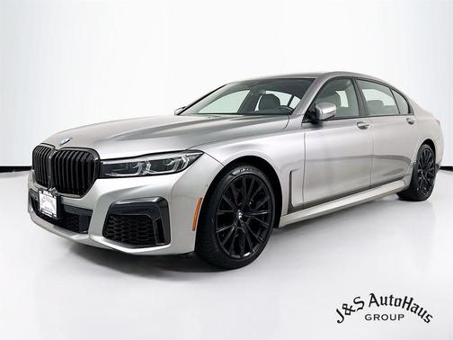 2022 BMW 740 i xDrive