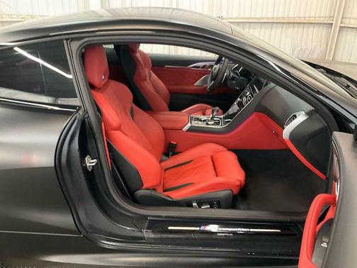 2022 BMW M8 Competition