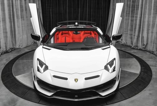 2021 Lamborghini Aventador SVJ Base