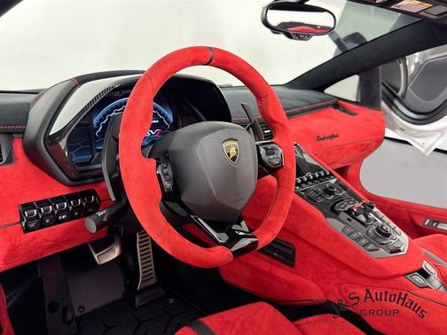 2021 Lamborghini Aventador SVJ Base