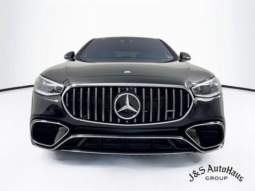 Black 2024 Mercedes-Benz AMG S 63 E Base