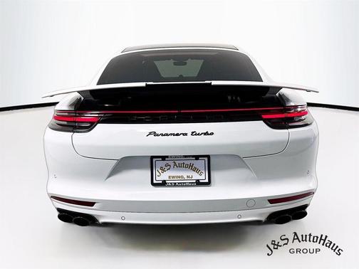 2019 Porsche Panamera Turbo