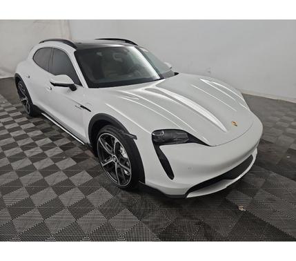 2023 Porsche Taycan Cross Turismo 4S