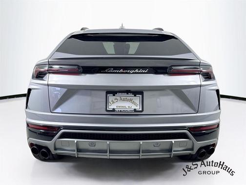 Grigio Nimbus Metallic 2019 Lamborghini Urus Base