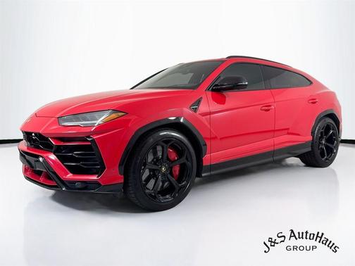 Red 2019 Lamborghini Urus Base