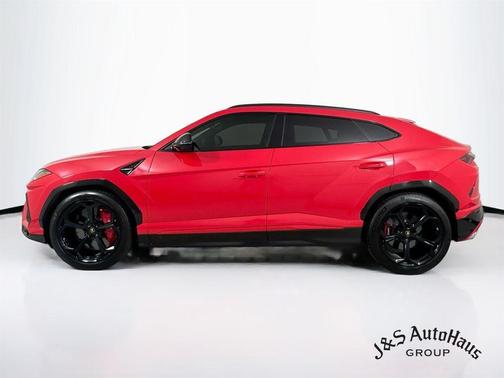 Red 2019 Lamborghini Urus Base