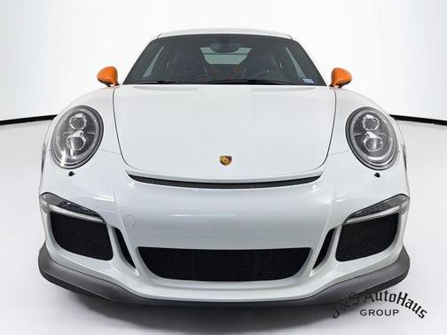 White 2016 Porsche 911 GT3 RS