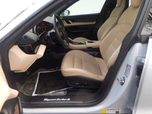 2021 Porsche Taycan Turbo S