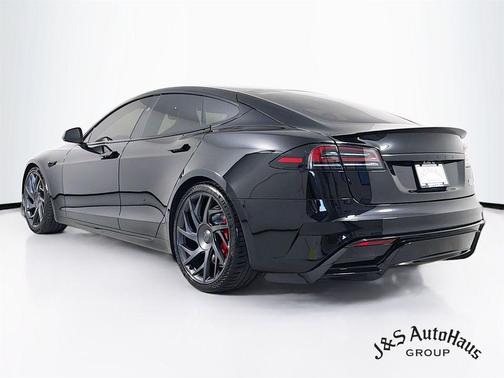 2026 Tesla Model S Plaid