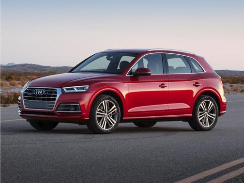 Mythos Black Metallic 2019 Audi Q5 2.0T Premium Plus