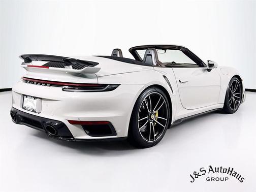 2021 Porsche 911 Turbo S
