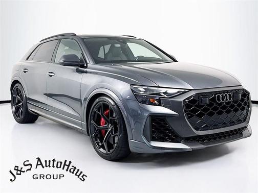 2025 Audi RS Q8 4.0T quattro