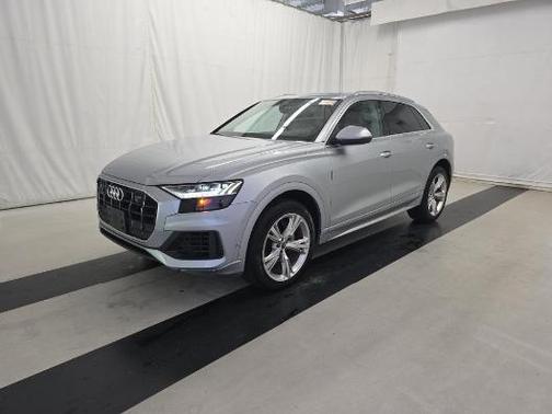 2023 Audi Q8 55 Premium Plus