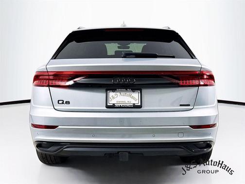 2023 Audi Q8 55 Premium Plus