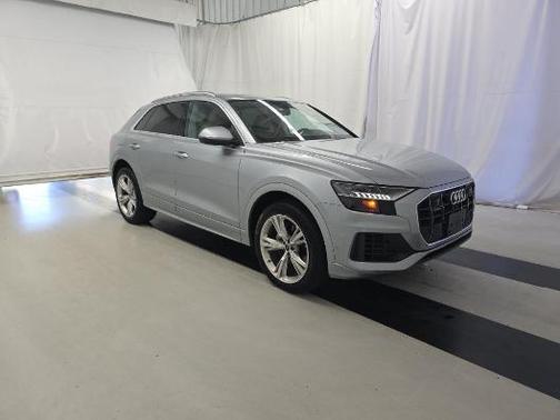 2023 Audi Q8 55 Premium Plus