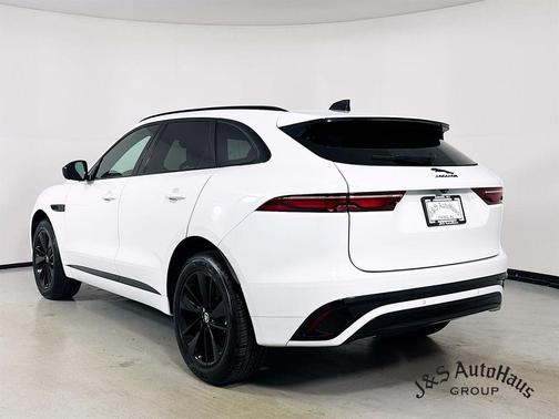 2024 Jaguar F-PACE P250 R-Dynamic S