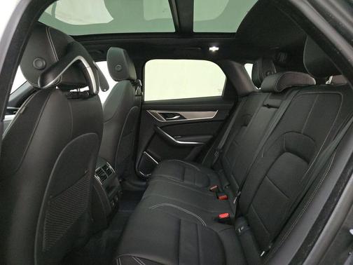 2024 Jaguar F-PACE P250 R-Dynamic S