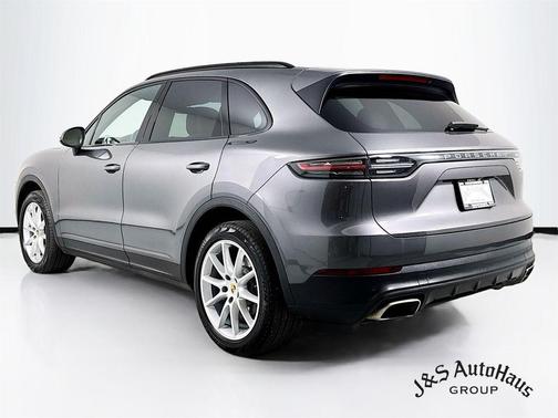 2021 Porsche Cayenne Base