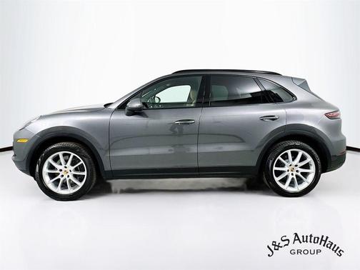 2021 Porsche Cayenne Base