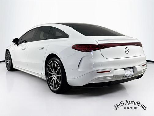 White 2022 Mercedes-Benz EQS 580 Base 4MATIC