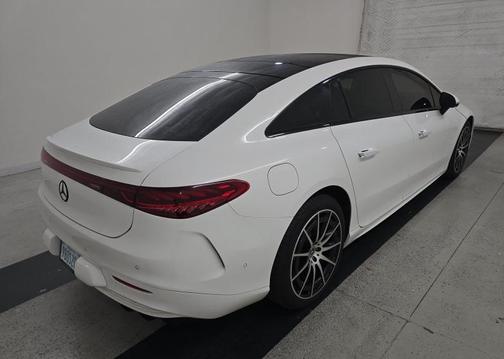 White 2022 Mercedes-Benz EQS 580 Base 4MATIC