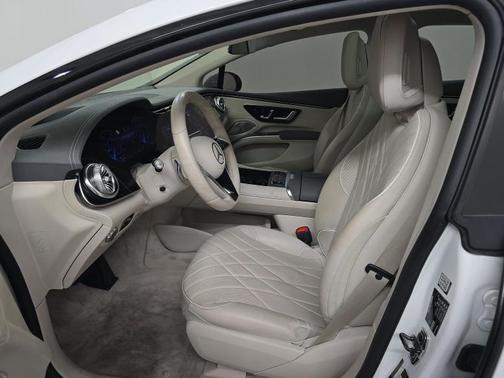 White 2022 Mercedes-Benz EQS 580 Base 4MATIC