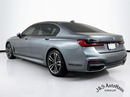 Frozen Bluestone Metallic 2022 BMW 750 i xDrive