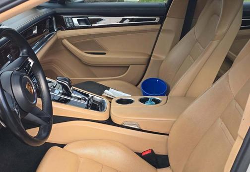 Tan 2021 Porsche Panamera 4S