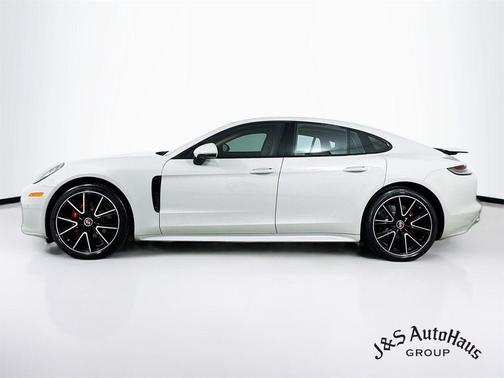 2021 Porsche Panamera 4S