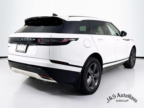 2025 Land Rover Range Rover Velar P250 Dynamic SE