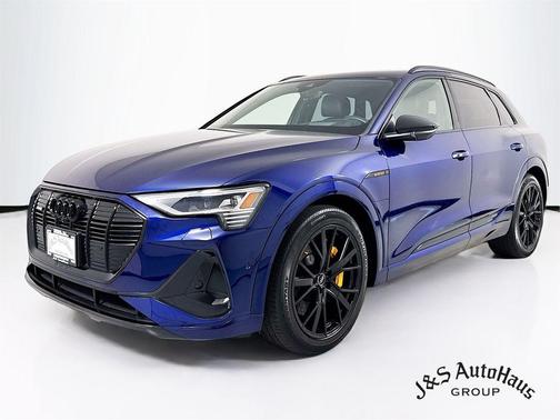 2022 Audi e-tron Premium