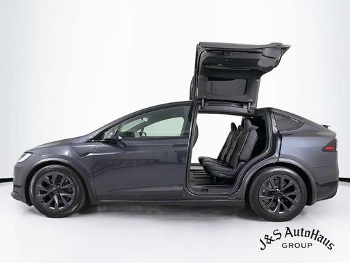 Gray 2024 Tesla Model X Base