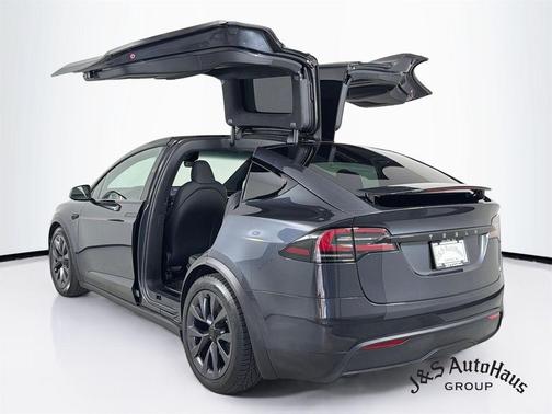 Gray 2024 Tesla Model X Base
