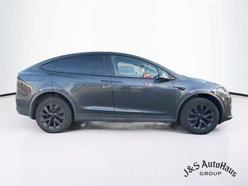 Gray 2024 Tesla Model X Base