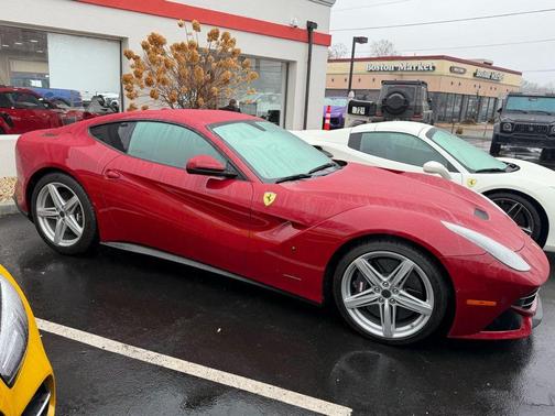 2014 Ferrari F12berlinetta Base
