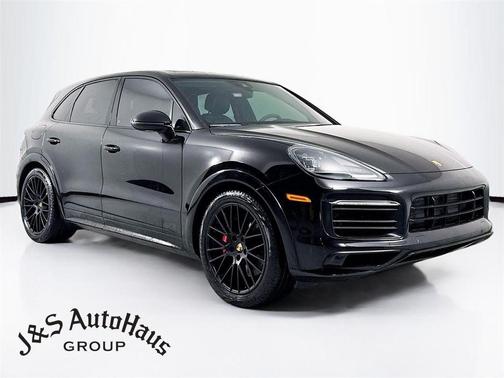 2021 Porsche Cayenne GTS