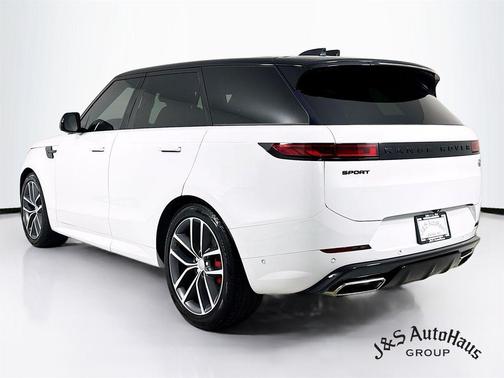 Fuji White 2023 Land Rover Range Rover Sport SE Dynamic