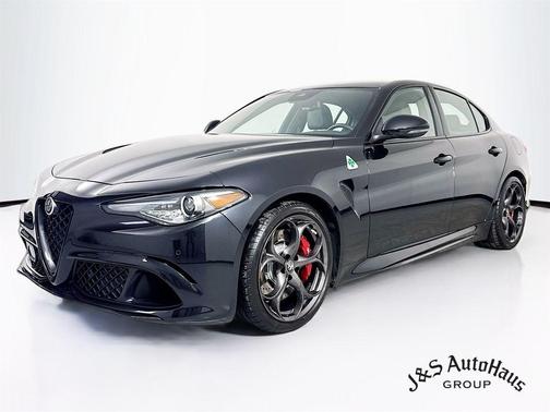 2023 Alfa Romeo Giulia Quadrifoglio
