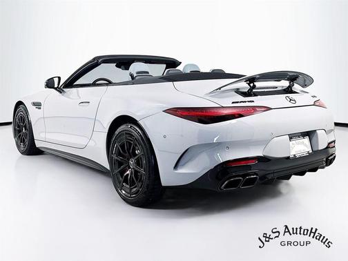 2022 Mercedes-Benz AMG SL 55 Base