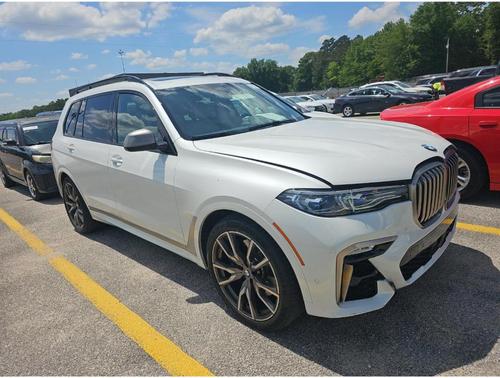 2021 BMW X7 M50i